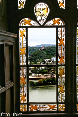 Blick von Schloss Stolzenfels nach Lahnstein